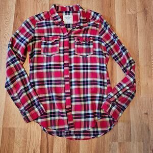Abercrombie & Fitch Red Plaid Flannel Button-Up Shirt | Size Small